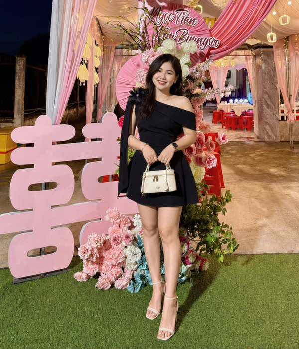결혼식장의 한자 囍 (쌍희 희)